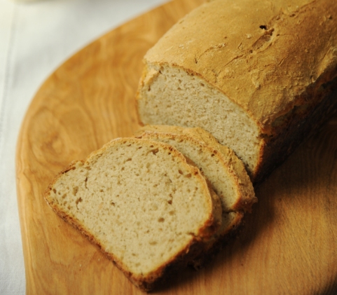 Miodowy chleb na zakwasie