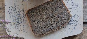 Chleb żytnio-gryczany z makiem na zakwasie